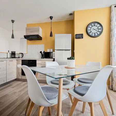 Gite Du Haut Clocher Entre Lille, Arras Et Douai Carvin Buitenkant foto