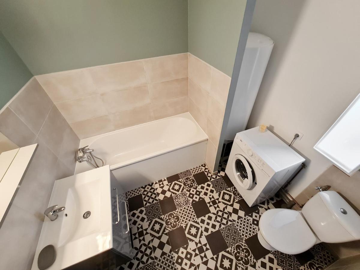 Du Clocher Entre Lille, Arras Et Douai Appartement *